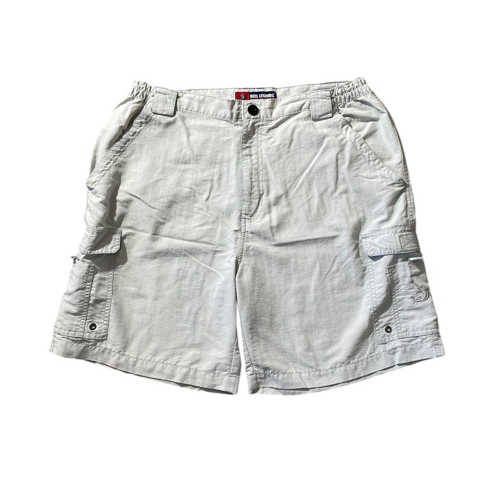D6- Reel Legends Performance Clothing Large Men's Light White Cargo Shorts